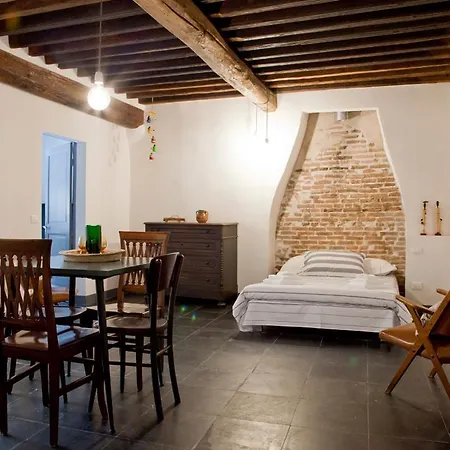 בית הארחה Bernardo Ricci אלבניה