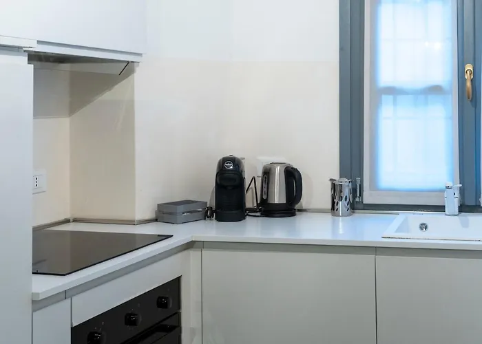 Bernardo Ricci Πανσιόν Αλμπένγκα