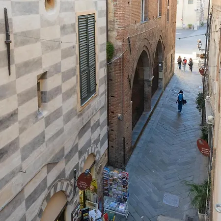 Bernardo Ricci Гостевой дом 3*